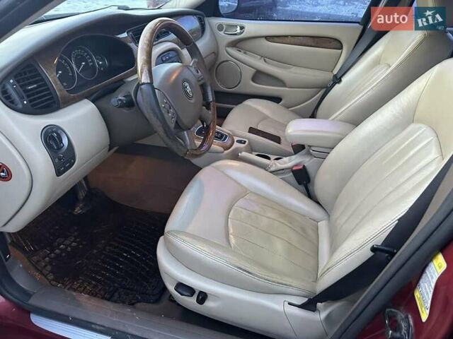 Красный Ягуар Х-Тайп, объемом двигателя 2.5 л и пробегом 220 тыс. км за 5700 $, фото 9 на Automoto.ua