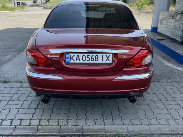 Красный Ягуар Х-Тайп, объемом двигателя 2.5 л и пробегом 188 тыс. км за 7300 $, фото 10 на Automoto.ua
