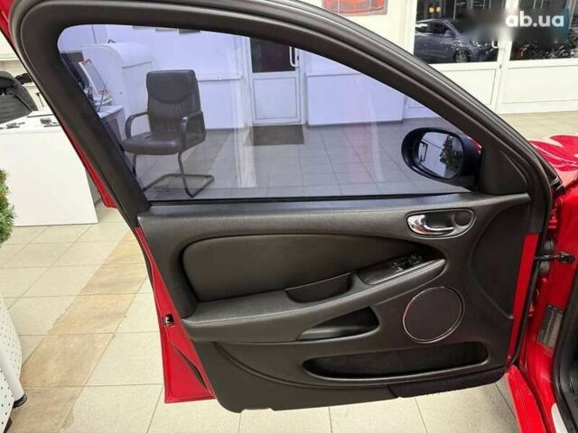 Ягуар Х-Тайп, объемом двигателя 0 л и пробегом 280 тыс. км за 4790 $, фото 15 на Automoto.ua