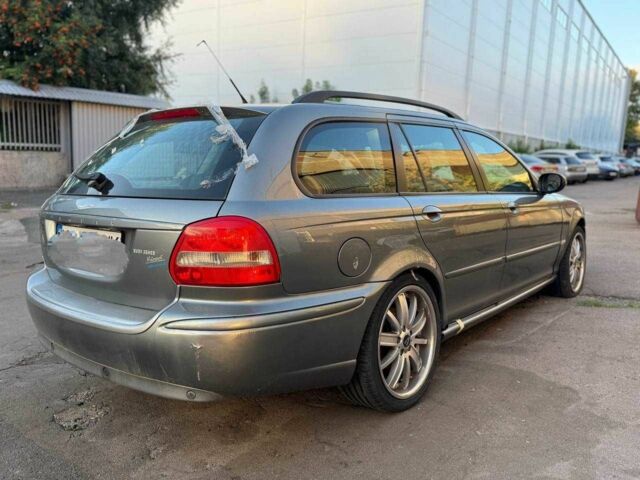 Серый Ягуар Х-Тайп, объемом двигателя 2 л и пробегом 350 тыс. км за 3300 $, фото 2 на Automoto.ua