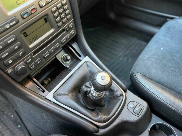 Серый Ягуар Х-Тайп, объемом двигателя 2 л и пробегом 350 тыс. км за 3300 $, фото 12 на Automoto.ua