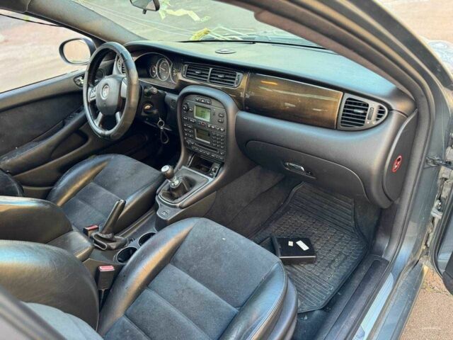 Серый Ягуар Х-Тайп, объемом двигателя 2 л и пробегом 350 тыс. км за 3300 $, фото 17 на Automoto.ua