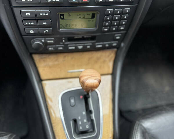 Серый Ягуар Х-Тайп, объемом двигателя 2.5 л и пробегом 220 тыс. км за 3800 $, фото 13 на Automoto.ua