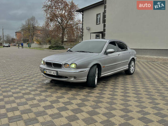 Серый Ягуар Х-Тайп, объемом двигателя 2.5 л и пробегом 210 тыс. км за 4500 $, фото 7 на Automoto.ua