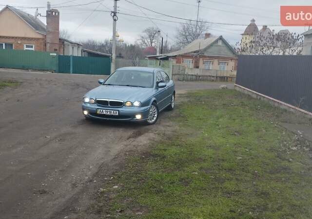 Серый Ягуар Х-Тайп, объемом двигателя 2.1 л и пробегом 220 тыс. км за 4700 $, фото 16 на Automoto.ua