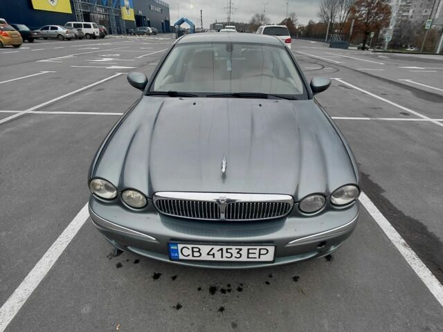 Серый Ягуар Х-Тайп, объемом двигателя 0 л и пробегом 287 тыс. км за 5665 $, фото 1 на Automoto.ua