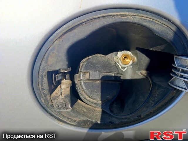 Сірий Ягуар Х-Тайп, об'ємом двигуна 2.1 л та пробігом 217 тис. км за 4500 $, фото 13 на Automoto.ua