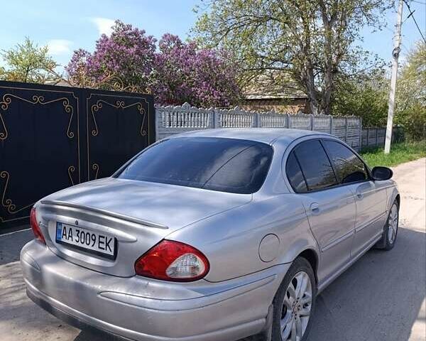 Серый Ягуар Х-Тайп, объемом двигателя 2.1 л и пробегом 218 тыс. км за 5000 $, фото 10 на Automoto.ua