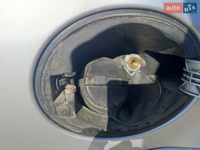 Серый Ягуар Х-Тайп, объемом двигателя 2.1 л и пробегом 218 тыс. км за 5000 $, фото 19 на Automoto.ua