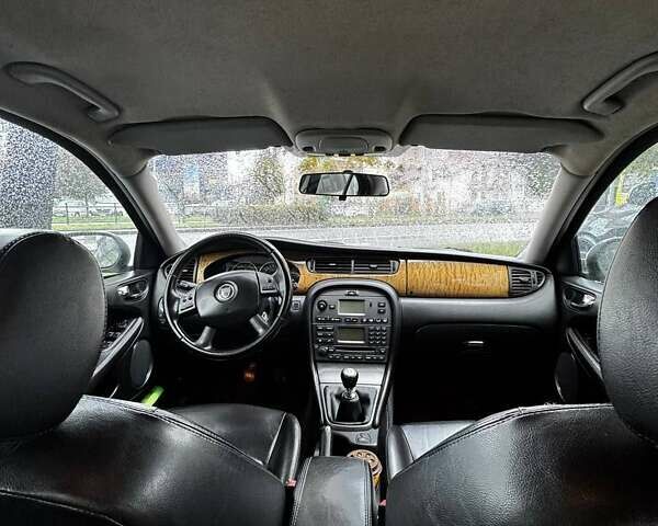 Серый Ягуар Х-Тайп, объемом двигателя 2 л и пробегом 380 тыс. км за 4500 $, фото 20 на Automoto.ua