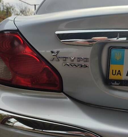 Серый Ягуар Х-Тайп, объемом двигателя 2.5 л и пробегом 299 тыс. км за 5200 $, фото 9 на Automoto.ua