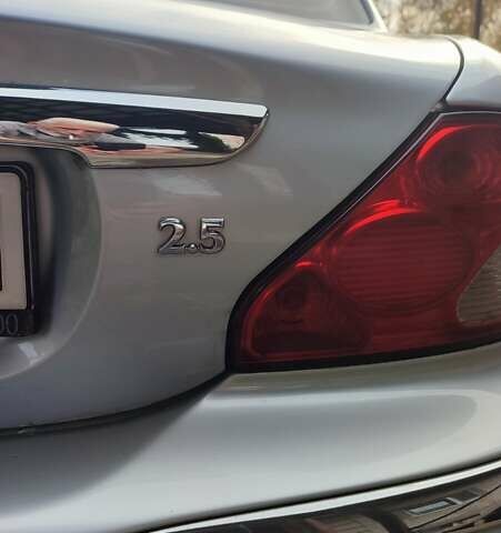 Серый Ягуар Х-Тайп, объемом двигателя 2.5 л и пробегом 299 тыс. км за 5200 $, фото 13 на Automoto.ua