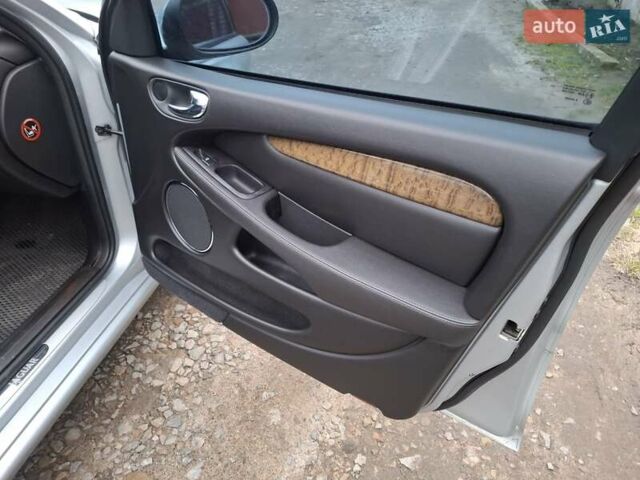 Серый Ягуар Х-Тайп, объемом двигателя 2.5 л и пробегом 242 тыс. км за 5700 $, фото 19 на Automoto.ua