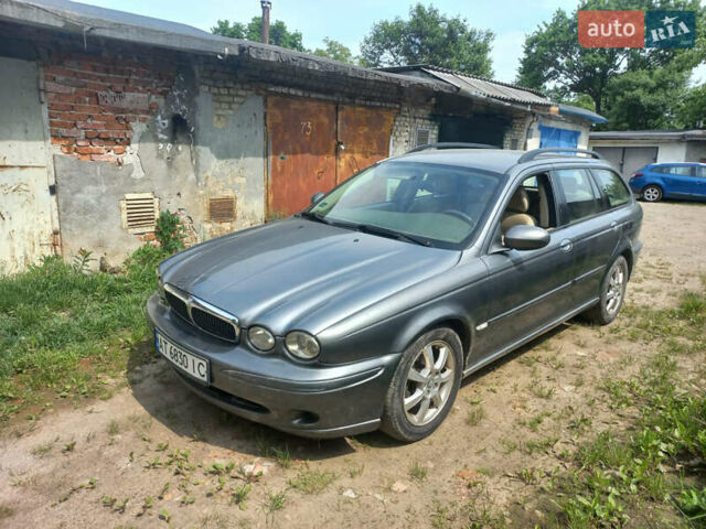 Серый Ягуар Х-Тайп, объемом двигателя 2 л и пробегом 268 тыс. км за 4500 $, фото 1 на Automoto.ua