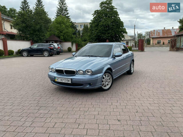 Синий Ягуар Х-Тайп, объемом двигателя 2.2 л и пробегом 286 тыс. км за 2850 $, фото 7 на Automoto.ua