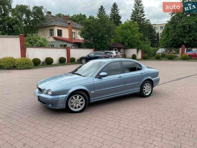 Синій Ягуар Х-Тайп, об'ємом двигуна 2 л та пробігом 294 тис. км за 3500 $, фото 1 на Automoto.ua