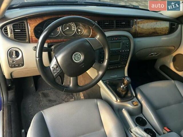 Ягуар Х-Тайп 2005 у Татарбунарах на Automoto.ua Синій Ягуар Х-Тайп, об'ємом двигуна 2.5 л та пробігом 266 тис. км за 5600 $, фото 3 на Automoto.ua