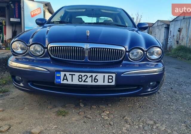 Синий Ягуар Х-Тайп, объемом двигателя 3 л и пробегом 156 тыс. км за 6000 $, фото 5 на Automoto.ua