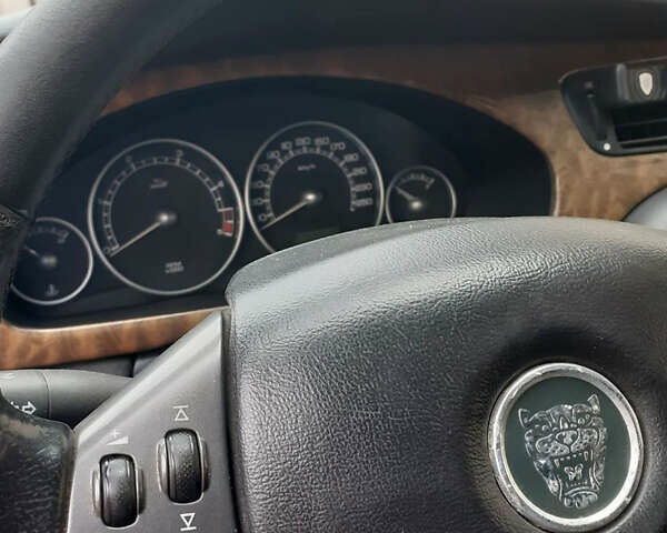 Синій Ягуар Х-Тайп, об'ємом двигуна 2.2 л та пробігом 358 тис. км за 3000 $, фото 14 на Automoto.ua