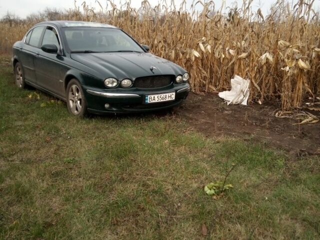 Зеленый Ягуар Х-Тайп, объемом двигателя 2 л и пробегом 307 тыс. км за 3210 $, фото 7 на Automoto.ua