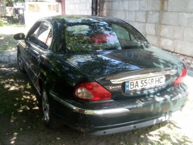 Зеленый Ягуар Х-Тайп, объемом двигателя 2 л и пробегом 307 тыс. км за 3210 $, фото 5 на Automoto.ua