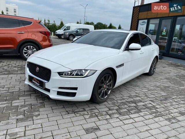Білий Ягуар XE, об'ємом двигуна 2 л та пробігом 145 тис. км за 13400 $, фото 2 на Automoto.ua