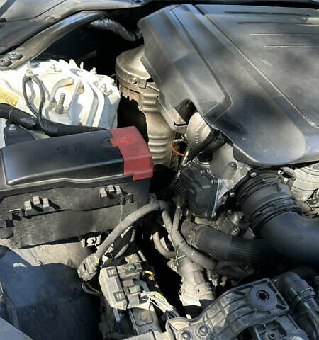 Белый Ягуар XE, объемом двигателя 2 л и пробегом 115 тыс. км за 14500 $, фото 24 на Automoto.ua