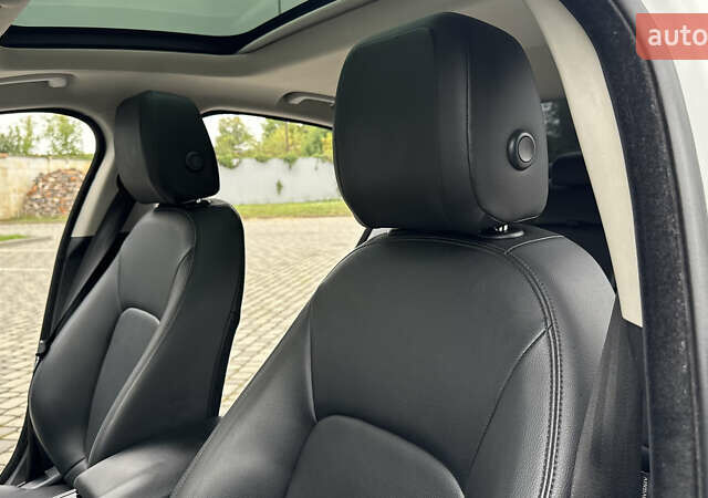 Белый Ягуар XE, объемом двигателя 2 л и пробегом 137 тыс. км за 16950 $, фото 46 на Automoto.ua