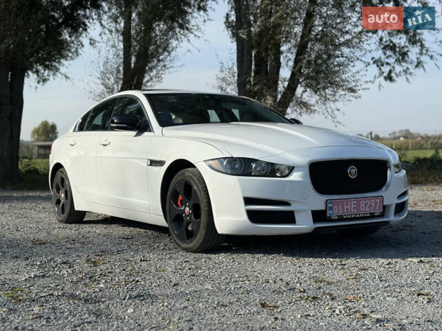 Ягуар XE 2017 в Ровно на Automoto.ua Белый Ягуар XE, объемом двигателя 2 л и пробегом 155 тыс. км за 11500 $, фото 1 на Automoto.ua
