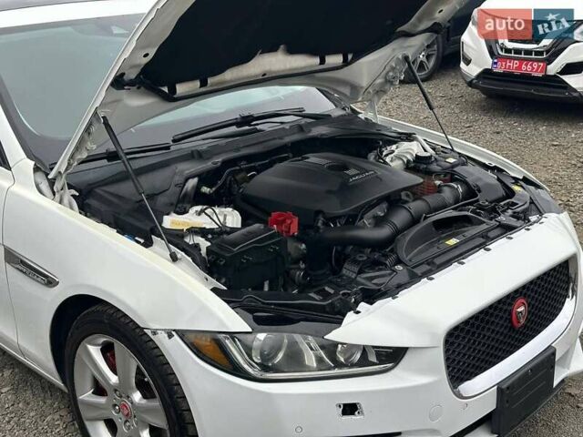 Білий Ягуар XE, об'ємом двигуна 0 л та пробігом 89 тис. км за 11300 $, фото 8 на Automoto.ua