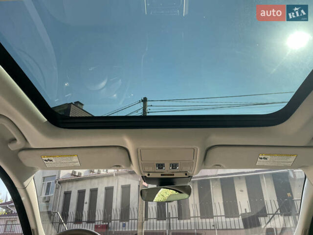 Белый Ягуар XE, объемом двигателя 2 л и пробегом 70 тыс. км за 18300 $, фото 16 на Automoto.ua