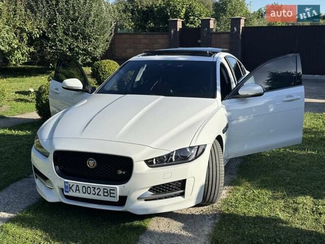Белый Ягуар XE, объемом двигателя 2 л и пробегом 160 тыс. км за 19500 $, фото 77 на Automoto.ua