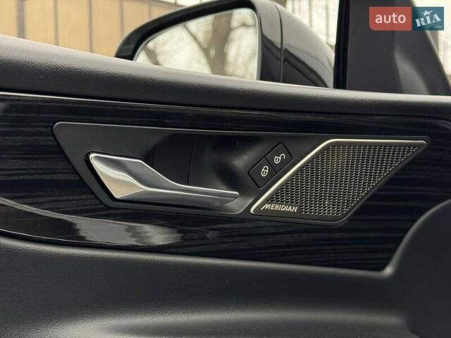 Белый Ягуар XE, объемом двигателя 2 л и пробегом 55 тыс. км за 28990 $, фото 32 на Automoto.ua
