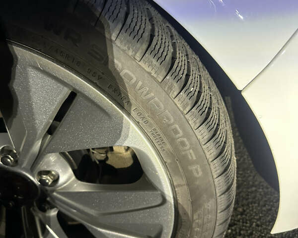 Белый Ягуар XE, объемом двигателя 2 л и пробегом 87 тыс. км за 24800 $, фото 36 на Automoto.ua