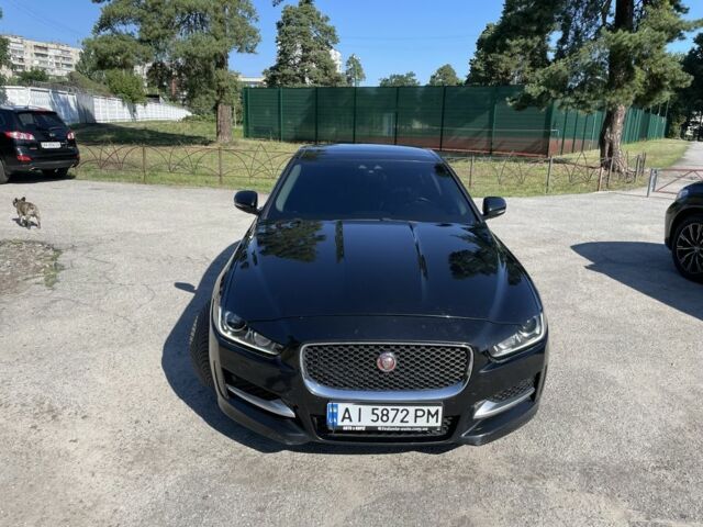 Черный Ягуар XE, объемом двигателя 2 л и пробегом 150 тыс. км за 12500 $, фото 1 на Automoto.ua