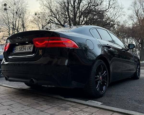Черный Ягуар XE, объемом двигателя 2 л и пробегом 134 тыс. км за 14900 $, фото 10 на Automoto.ua