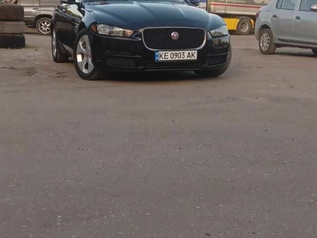 Черный Ягуар XE, объемом двигателя 2 л и пробегом 130 тыс. км за 15000 $, фото 16 на Automoto.ua