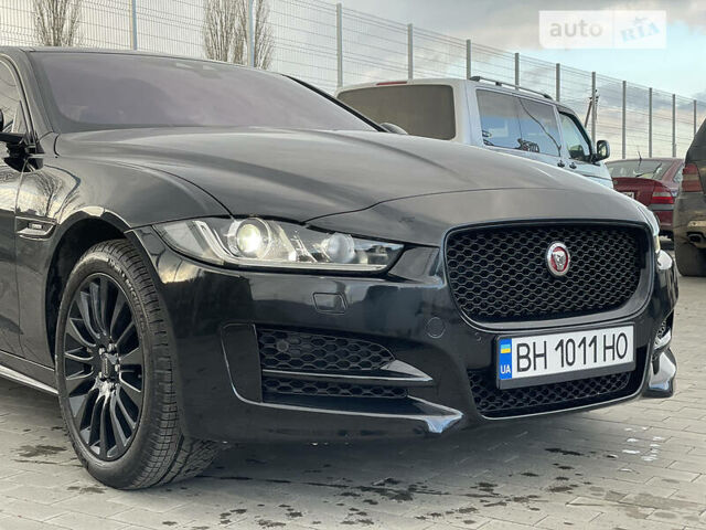 Чорний Ягуар XE, об'ємом двигуна 3 л та пробігом 35 тис. км за 23500 $, фото 17 на Automoto.ua