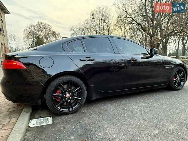 Черный Ягуар XE, объемом двигателя 2 л и пробегом 134 тыс. км за 14900 $, фото 13 на Automoto.ua