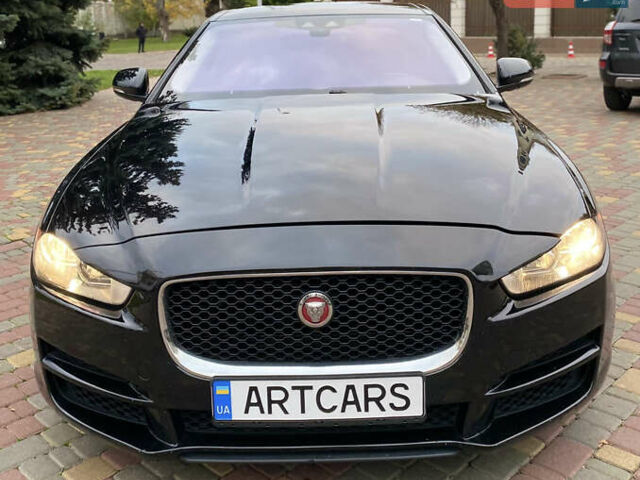 Черный Ягуар XE, объемом двигателя 2 л и пробегом 113 тыс. км за 11999 $, фото 11 на Automoto.ua