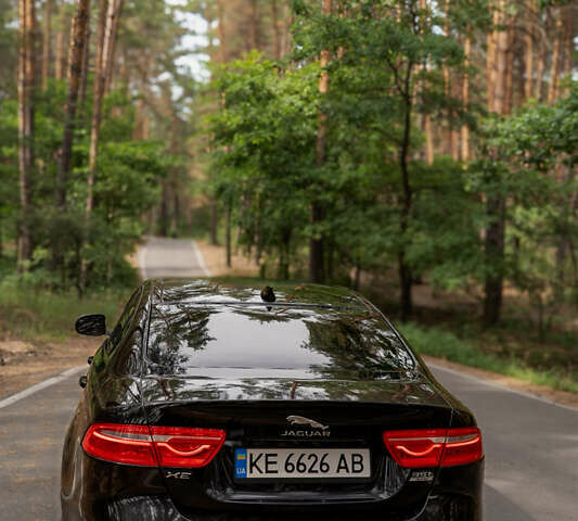 Чорний Ягуар XE, об'ємом двигуна 3 л та пробігом 81 тис. км за 23000 $, фото 7 на Automoto.ua