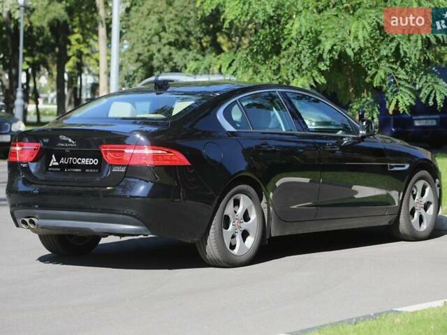 Чорний Ягуар XE, об'ємом двигуна 2 л та пробігом 128 тис. км за 16500 $, фото 3 на Automoto.ua