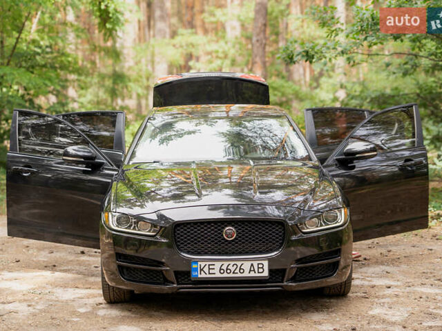 Чорний Ягуар XE, об'ємом двигуна 3 л та пробігом 81 тис. км за 23000 $, фото 18 на Automoto.ua