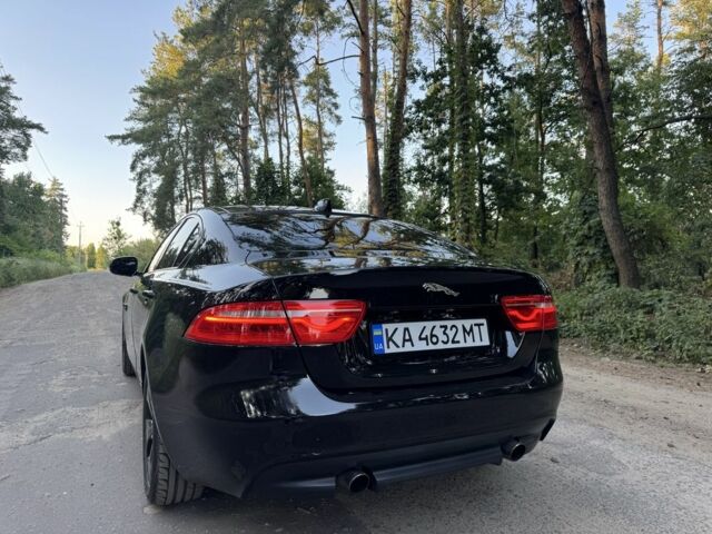 Черный Ягуар XE, объемом двигателя 2 л и пробегом 120 тыс. км за 12000 $, фото 8 на Automoto.ua
