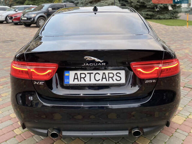 Черный Ягуар XE, объемом двигателя 2 л и пробегом 113 тыс. км за 11999 $, фото 15 на Automoto.ua