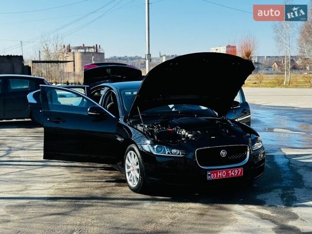 Черный Ягуар XE, объемом двигателя 2 л и пробегом 196 тыс. км за 14950 $, фото 61 на Automoto.ua