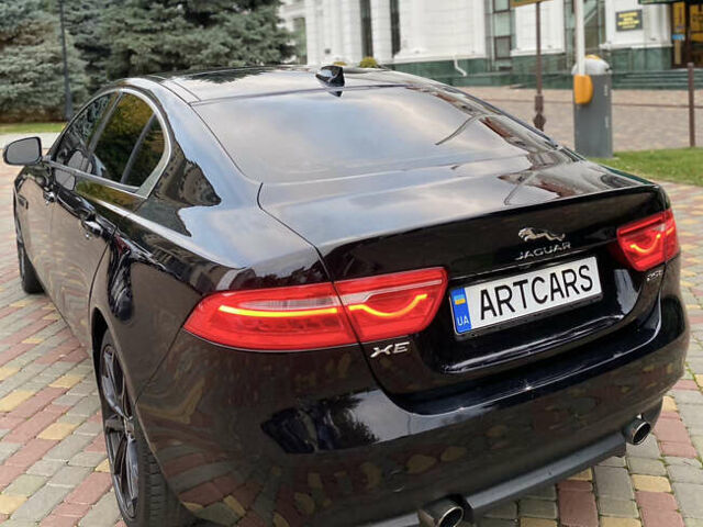 Черный Ягуар XE, объемом двигателя 2 л и пробегом 113 тыс. км за 11999 $, фото 18 на Automoto.ua