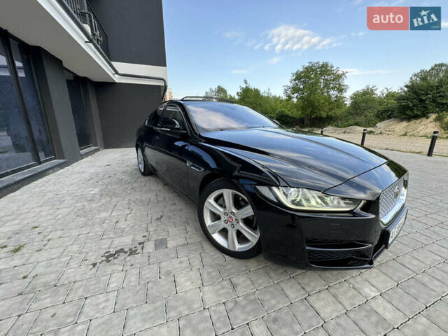 Черный Ягуар XE, объемом двигателя 2 л и пробегом 203 тыс. км за 16500 $, фото 6 на Automoto.ua