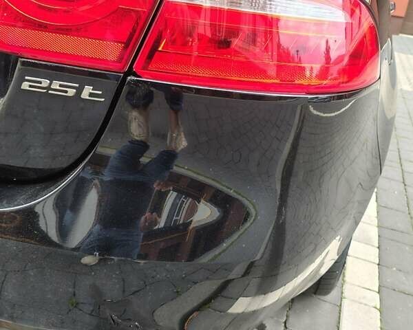 Черный Ягуар XE, объемом двигателя 2 л и пробегом 251 тыс. км за 9800 $, фото 2 на Automoto.ua