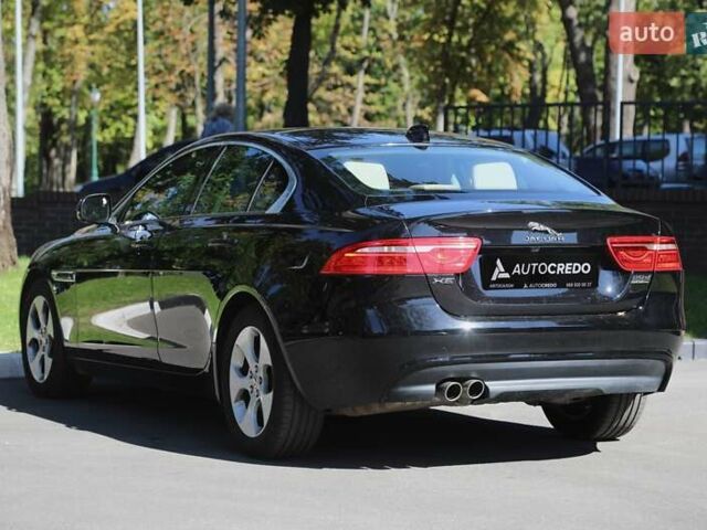 Чорний Ягуар XE, об'ємом двигуна 2 л та пробігом 128 тис. км за 16500 $, фото 5 на Automoto.ua